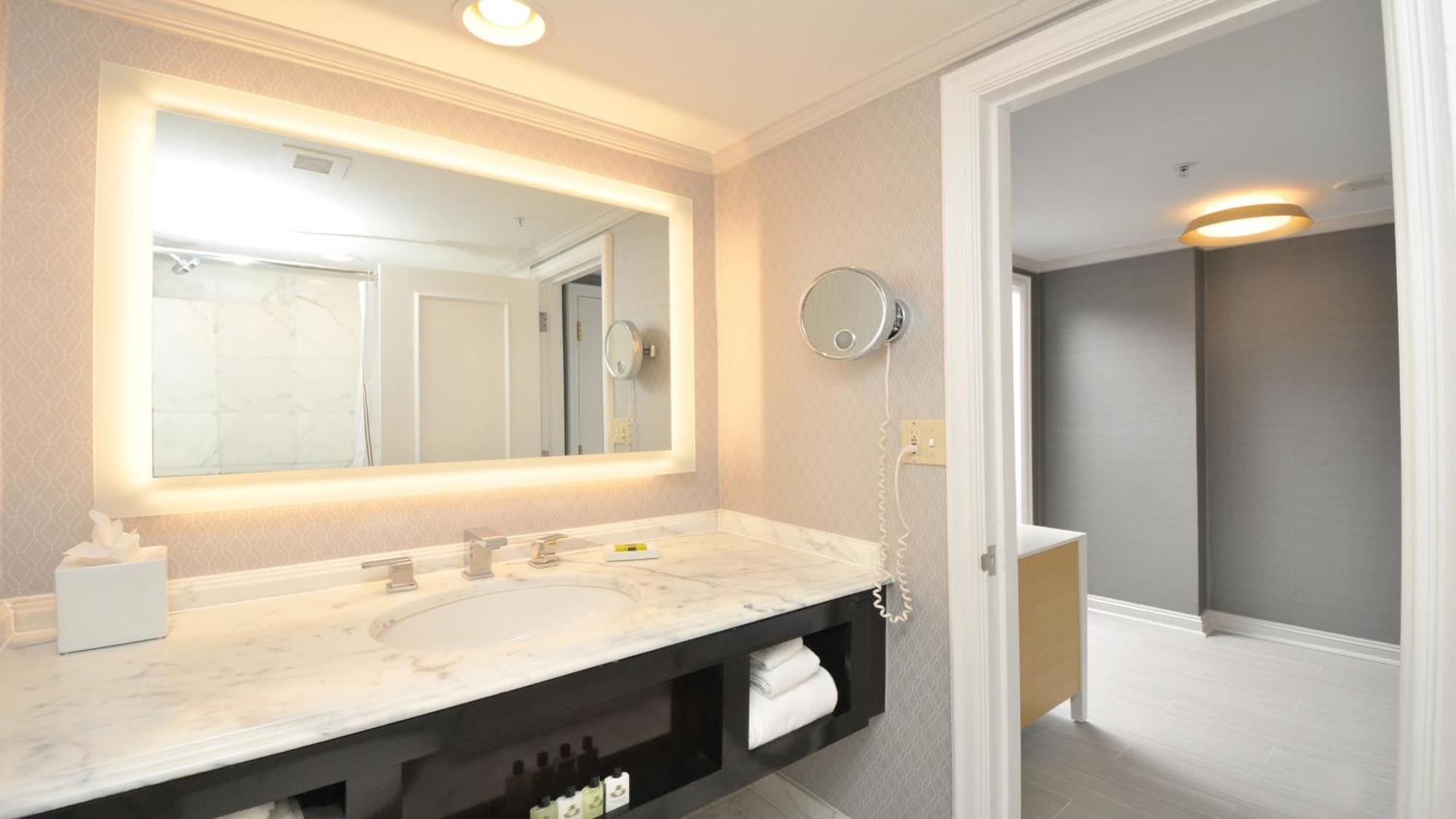 Classic Double Room Two Double Beds Balcony Plaza View